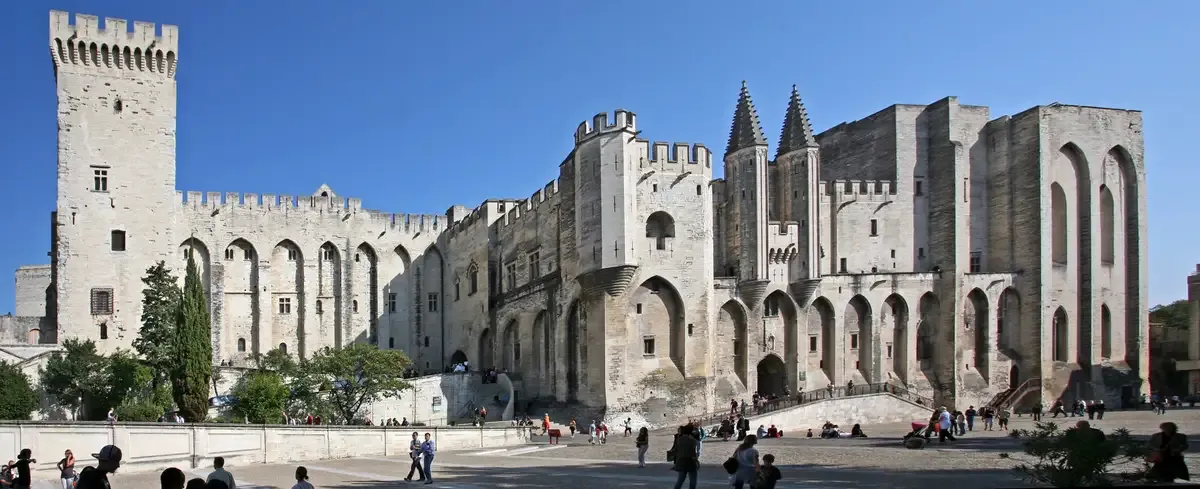 Maçonnerie à Avignon - {site.name} dans le Vaucluse