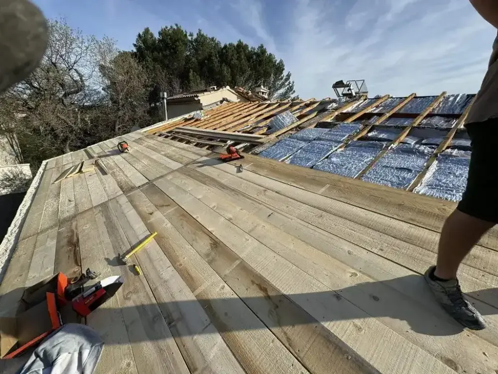 Couverture et charpente - Toiture {site.name} dans le Vaucluse